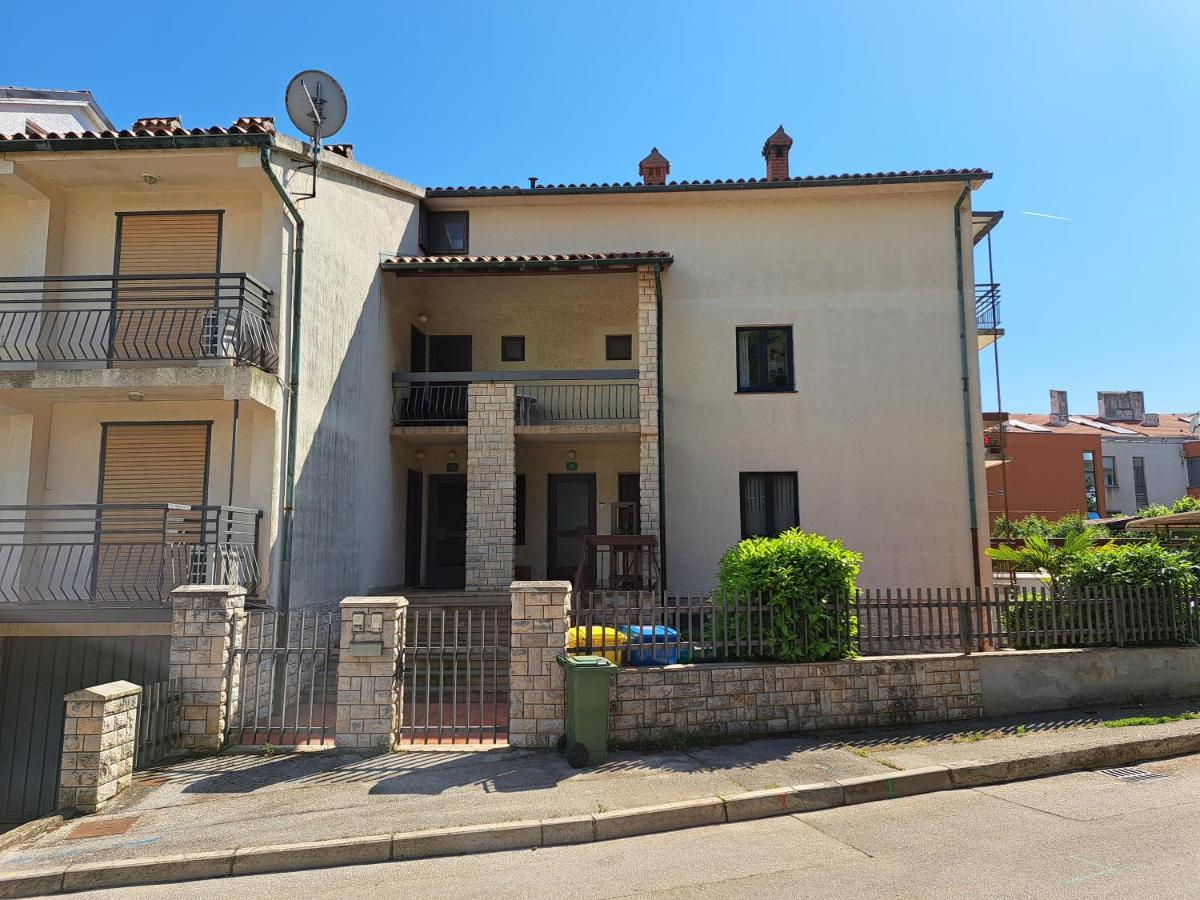 Apartments Lungo Pola Esterno foto